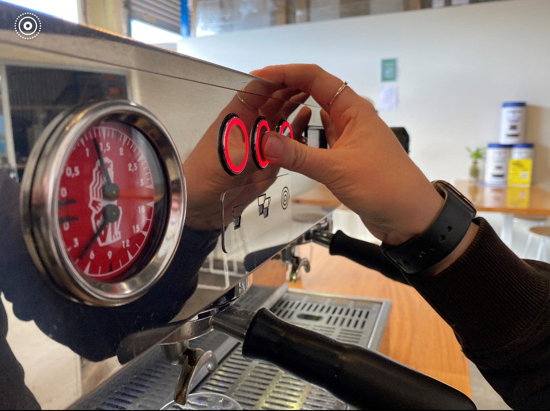 How to Program the Buttons on Your Coffee Machine – Artisti Coffee Roasters